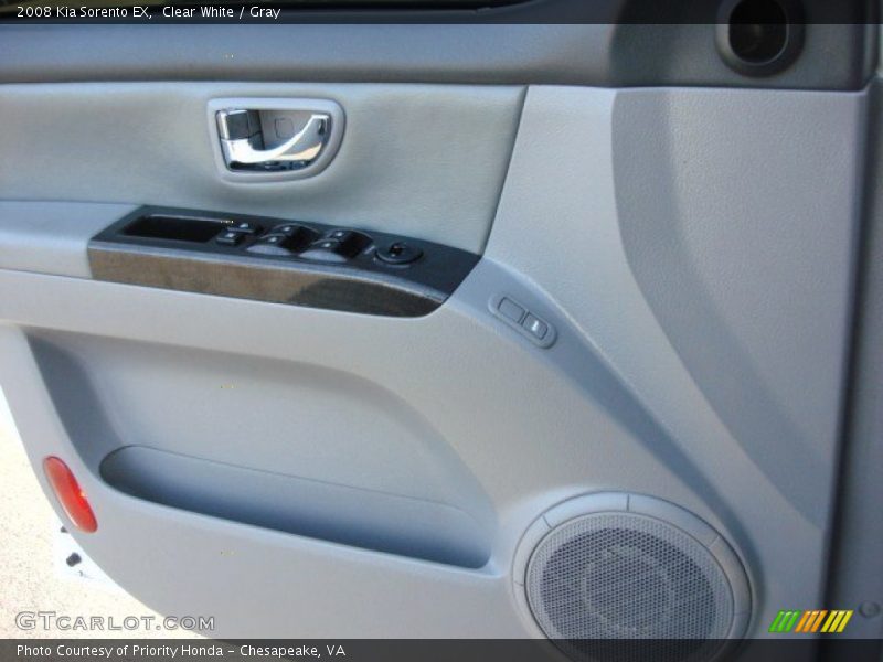 Clear White / Gray 2008 Kia Sorento EX