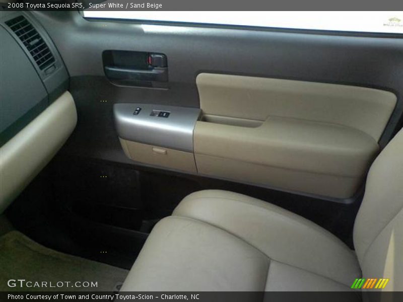 Super White / Sand Beige 2008 Toyota Sequoia SR5