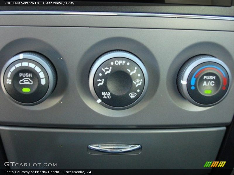 Clear White / Gray 2008 Kia Sorento EX