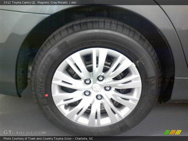 Magnetic Gray Metallic / Ash 2012 Toyota Camry LE