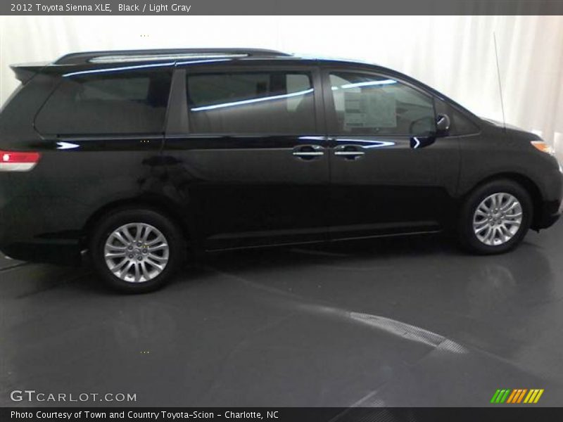 Black / Light Gray 2012 Toyota Sienna XLE