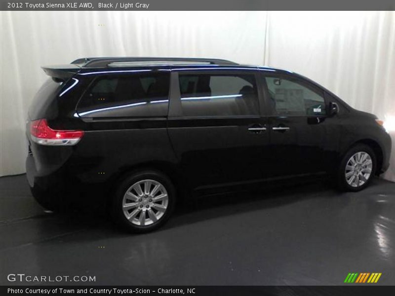 Black / Light Gray 2012 Toyota Sienna XLE AWD