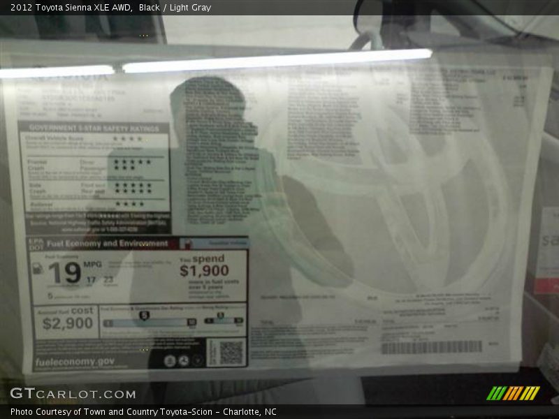 Black / Light Gray 2012 Toyota Sienna XLE AWD