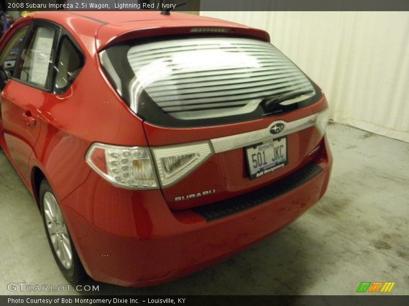 Lightning Red / Ivory 2008 Subaru Impreza 2.5i Wagon