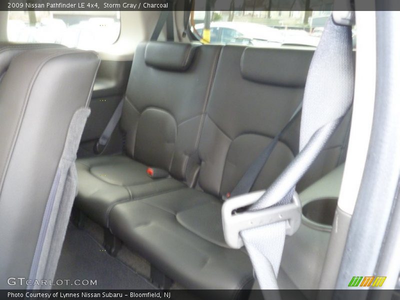 Storm Gray / Charcoal 2009 Nissan Pathfinder LE 4x4