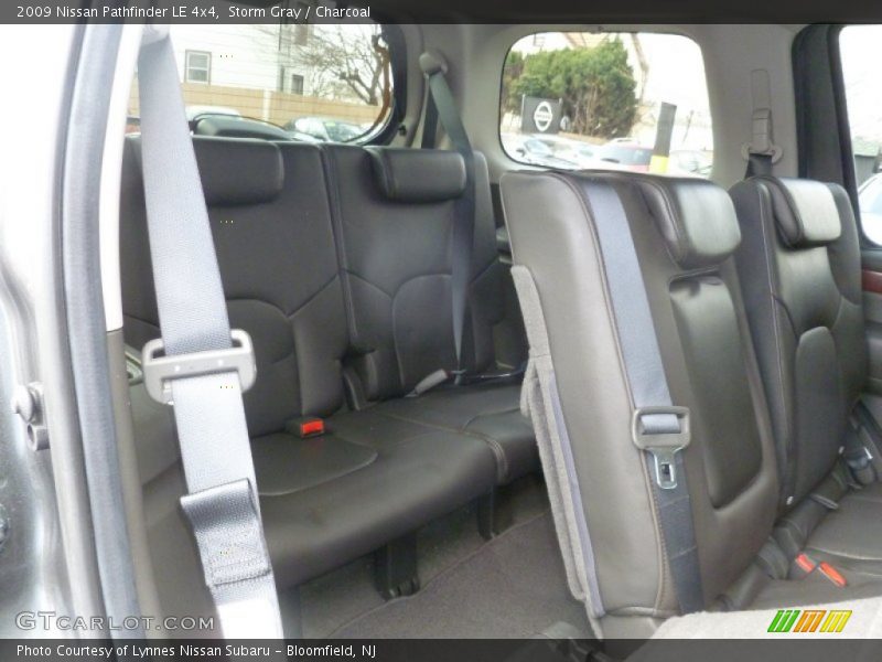 Storm Gray / Charcoal 2009 Nissan Pathfinder LE 4x4