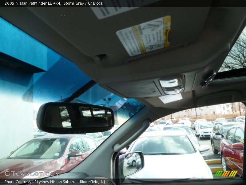 Storm Gray / Charcoal 2009 Nissan Pathfinder LE 4x4
