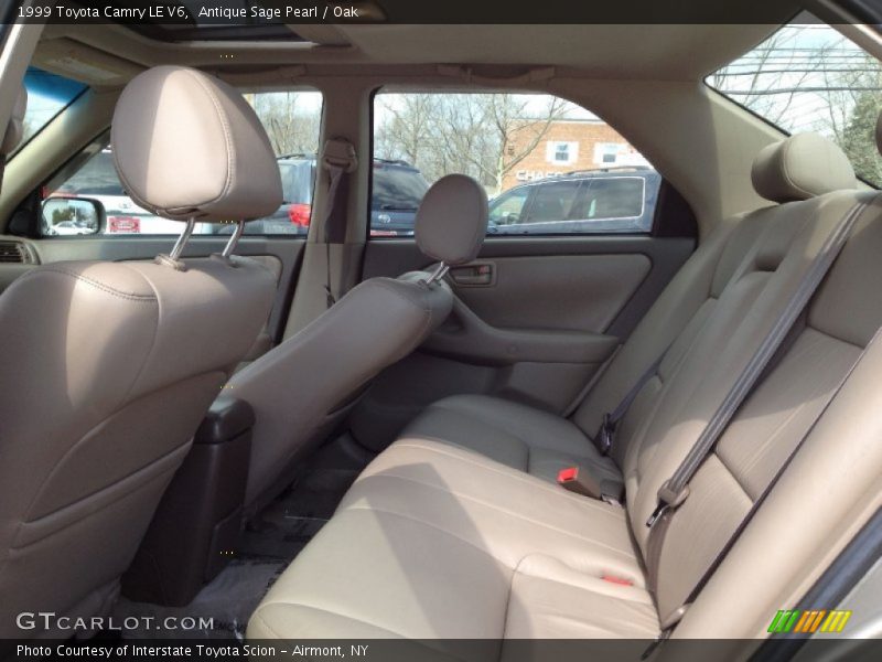 Antique Sage Pearl / Oak 1999 Toyota Camry LE V6