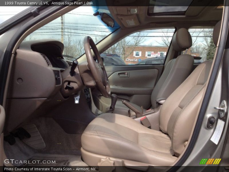 Antique Sage Pearl / Oak 1999 Toyota Camry LE V6