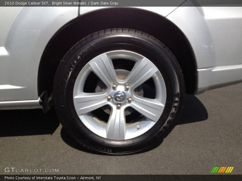  2010 Caliber SXT Wheel