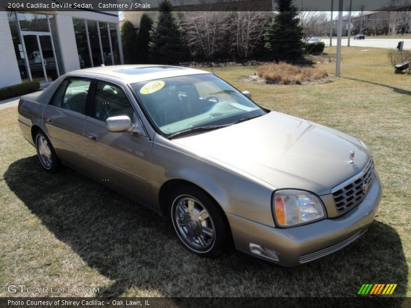Cashmere / Shale 2004 Cadillac DeVille Sedan
