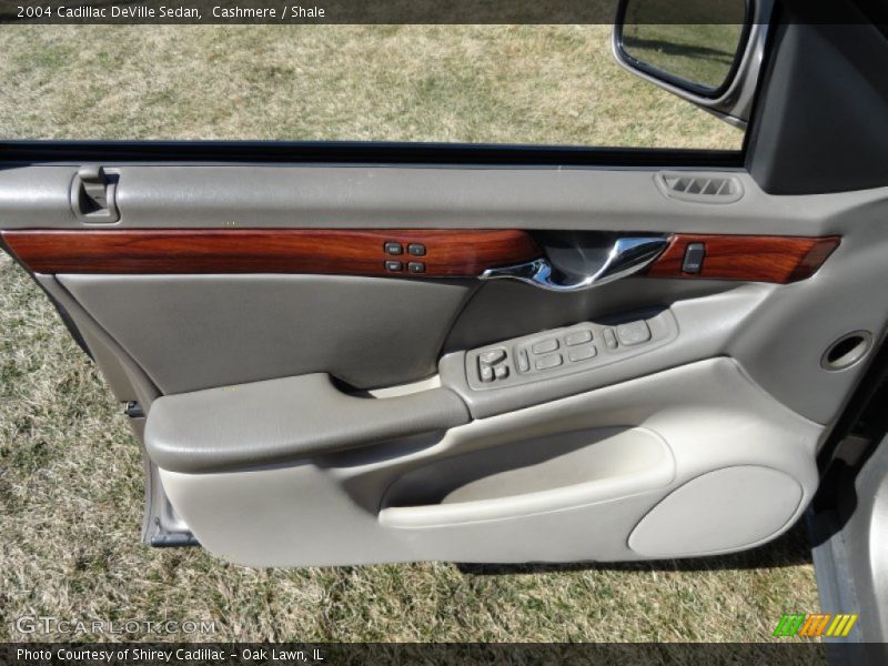 Cashmere / Shale 2004 Cadillac DeVille Sedan