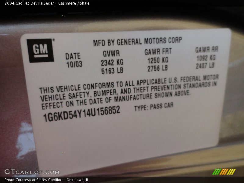 Cashmere / Shale 2004 Cadillac DeVille Sedan