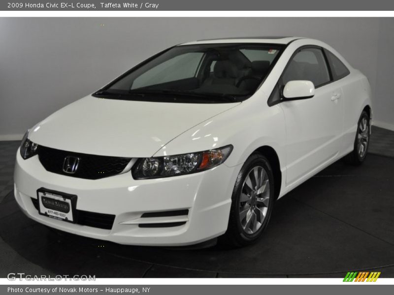 Front 3/4 View of 2009 Civic EX-L Coupe