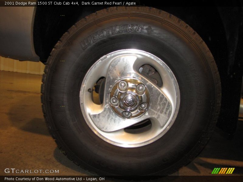 Dark Garnet Red Pearl / Agate 2001 Dodge Ram 1500 ST Club Cab 4x4
