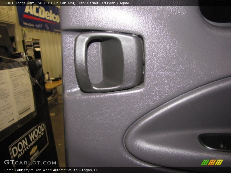 Dark Garnet Red Pearl / Agate 2001 Dodge Ram 1500 ST Club Cab 4x4
