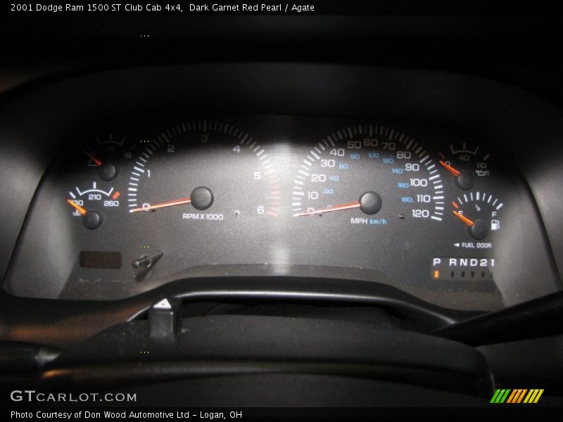Dark Garnet Red Pearl / Agate 2001 Dodge Ram 1500 ST Club Cab 4x4