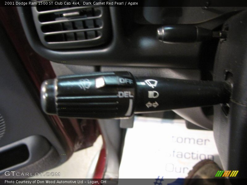 Dark Garnet Red Pearl / Agate 2001 Dodge Ram 1500 ST Club Cab 4x4