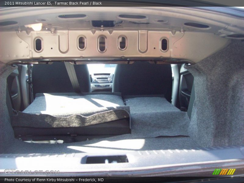 Tarmac Black Pearl / Black 2011 Mitsubishi Lancer ES