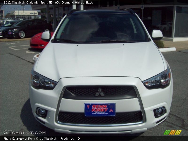 Diamond White / Black 2012 Mitsubishi Outlander Sport SE 4WD