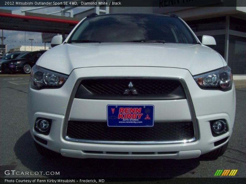 Diamond White / Black 2012 Mitsubishi Outlander Sport SE 4WD