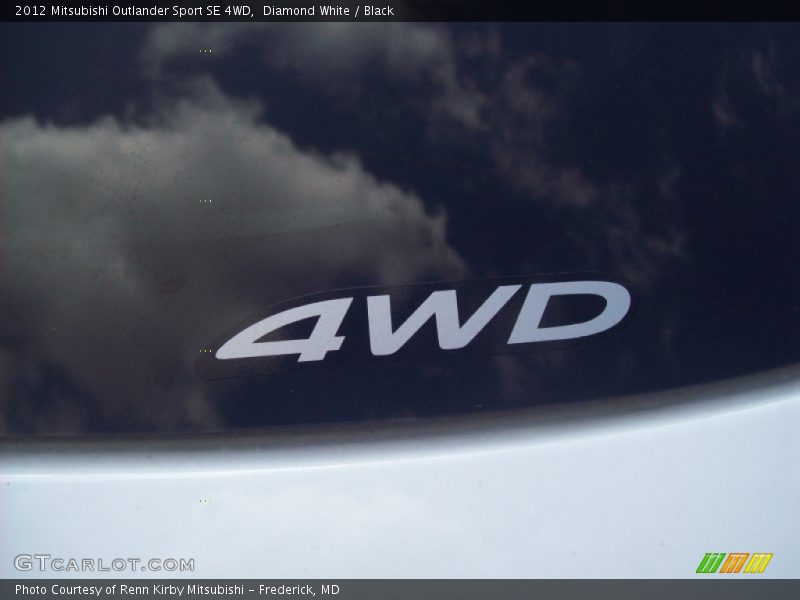  2012 Outlander Sport SE 4WD Logo