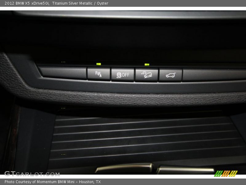 Titanium Silver Metallic / Oyster 2012 BMW X5 xDrive50i