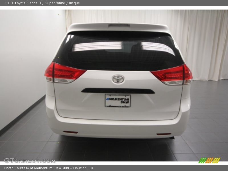 Super White / Bisque 2011 Toyota Sienna LE