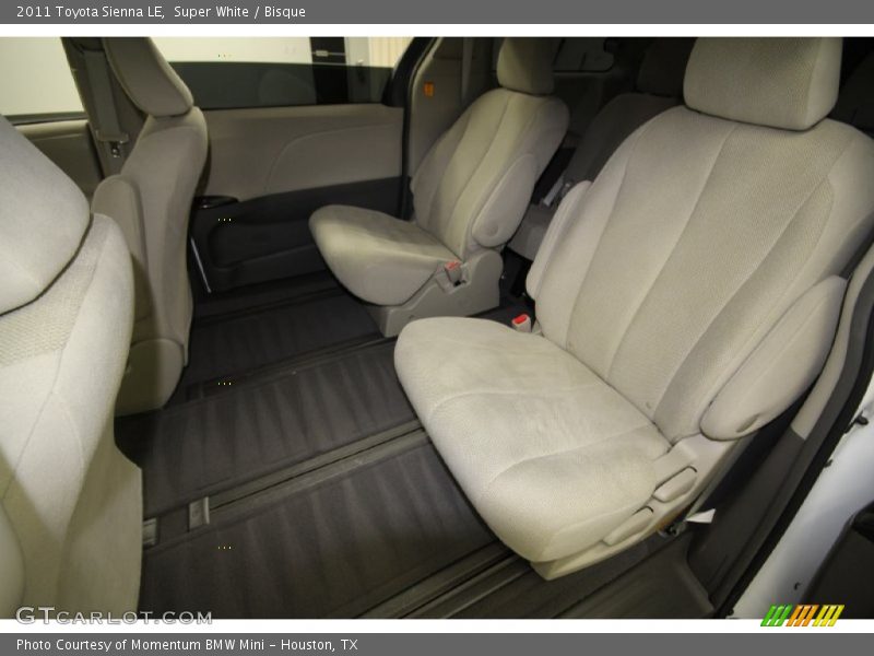 Super White / Bisque 2011 Toyota Sienna LE
