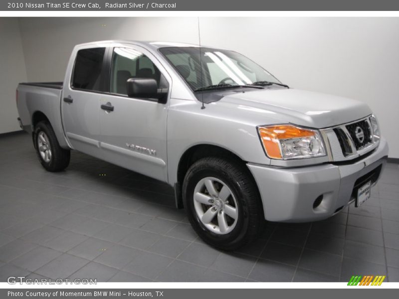 Radiant Silver / Charcoal 2010 Nissan Titan SE Crew Cab