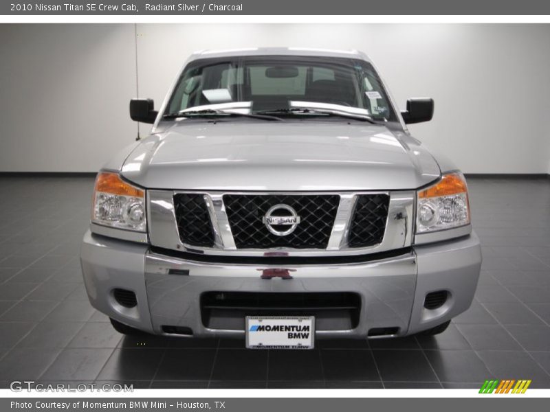 Radiant Silver / Charcoal 2010 Nissan Titan SE Crew Cab