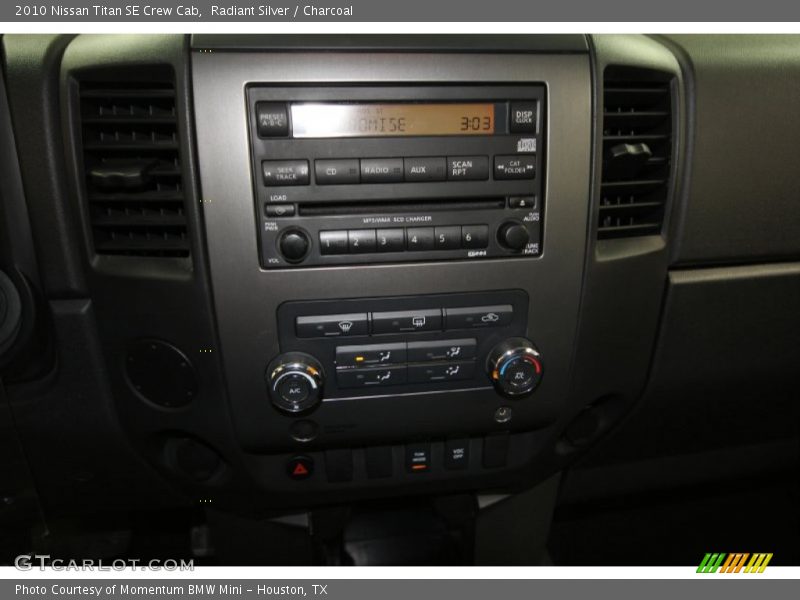 Radiant Silver / Charcoal 2010 Nissan Titan SE Crew Cab