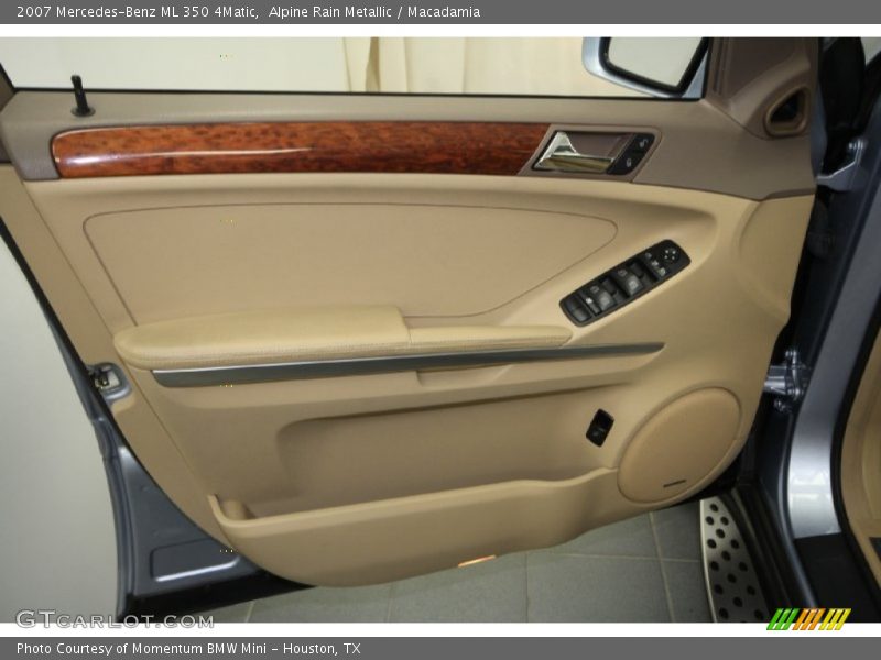 Door Panel of 2007 ML 350 4Matic