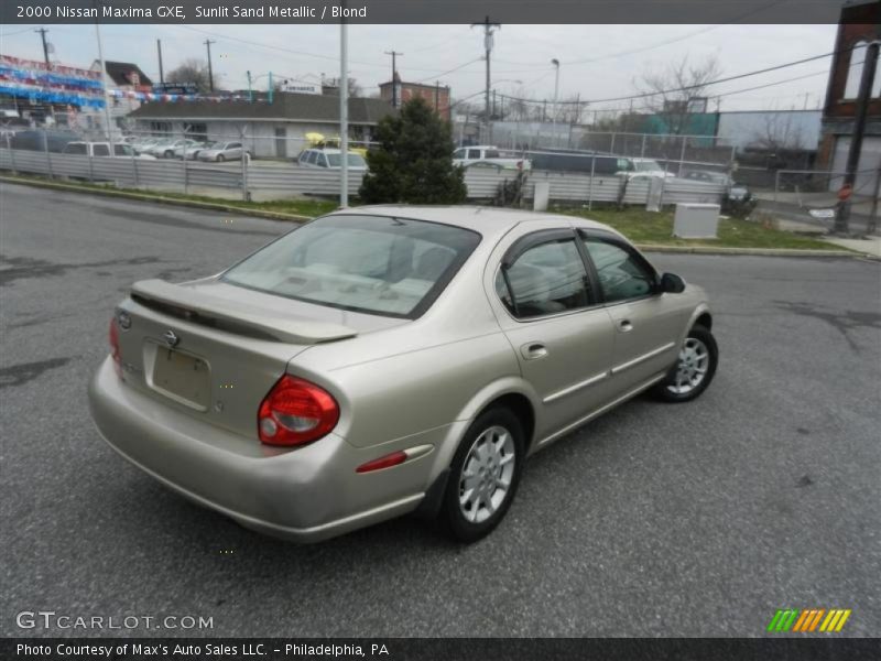 Sunlit Sand Metallic / Blond 2000 Nissan Maxima GXE