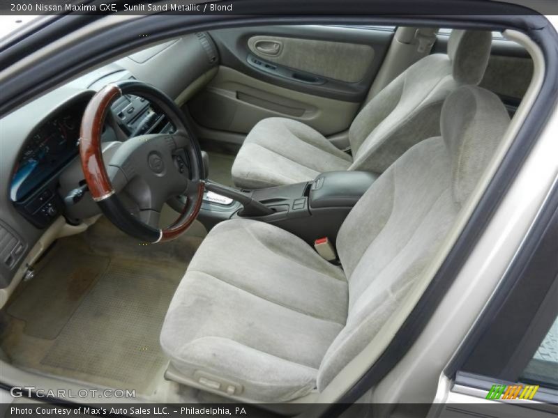 Sunlit Sand Metallic / Blond 2000 Nissan Maxima GXE