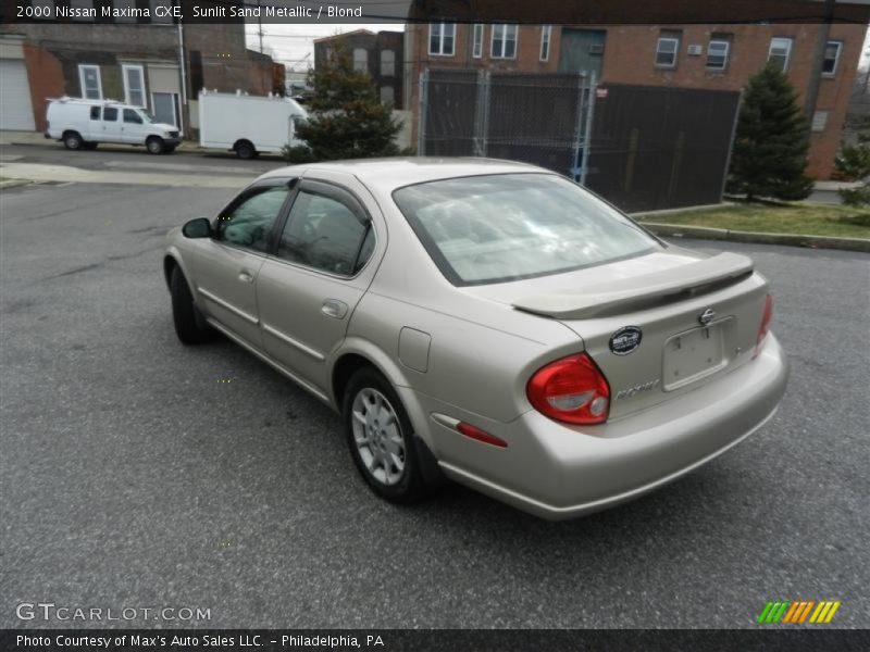 Sunlit Sand Metallic / Blond 2000 Nissan Maxima GXE