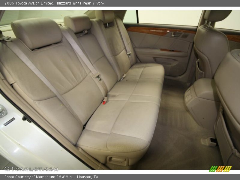 Blizzard White Pearl / Ivory 2006 Toyota Avalon Limited
