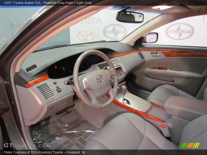 Phantom Gray Pearl / Light Gray 2007 Toyota Avalon XLS