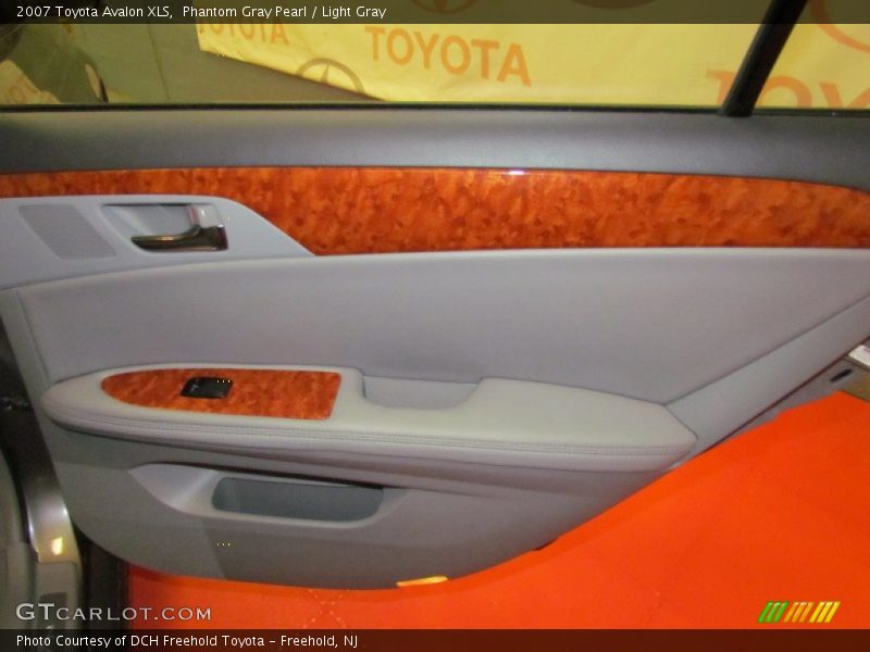 Phantom Gray Pearl / Light Gray 2007 Toyota Avalon XLS