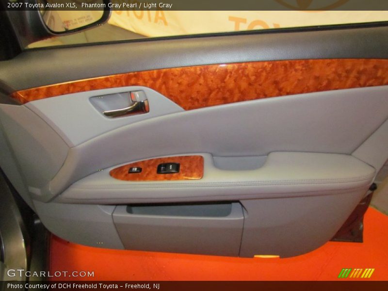 Phantom Gray Pearl / Light Gray 2007 Toyota Avalon XLS
