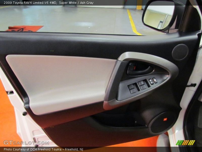 Super White / Ash Gray 2009 Toyota RAV4 Limited V6 4WD