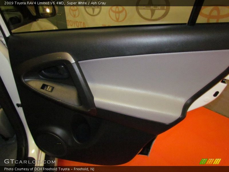 Super White / Ash Gray 2009 Toyota RAV4 Limited V6 4WD