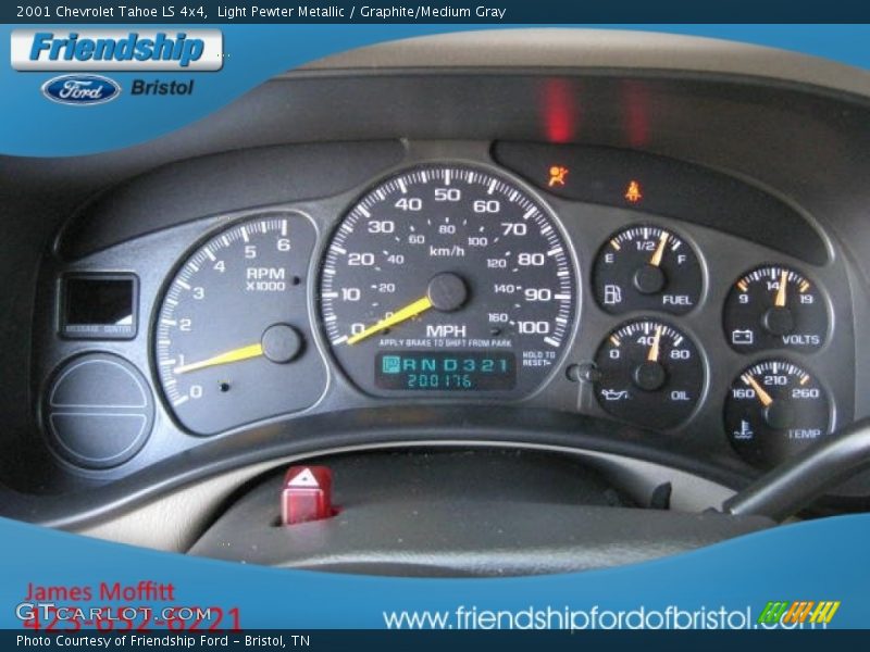 Light Pewter Metallic / Graphite/Medium Gray 2001 Chevrolet Tahoe LS 4x4