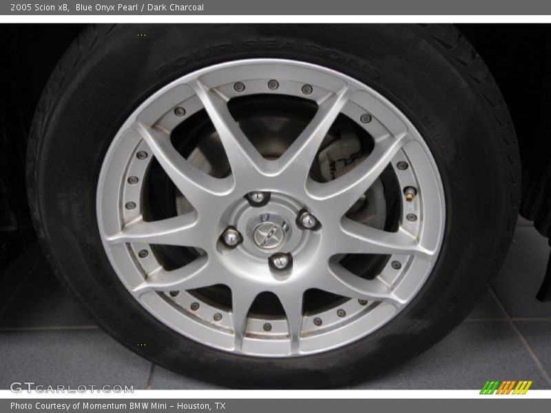 Blue Onyx Pearl / Dark Charcoal 2005 Scion xB
