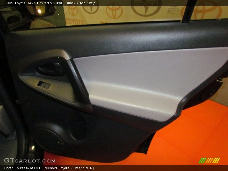 Black / Ash Gray 2009 Toyota RAV4 Limited V6 4WD