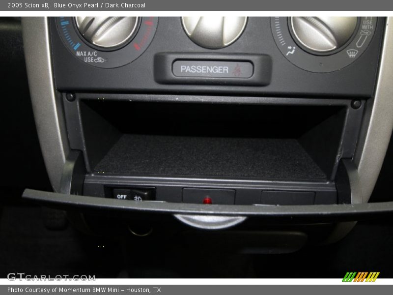 Blue Onyx Pearl / Dark Charcoal 2005 Scion xB