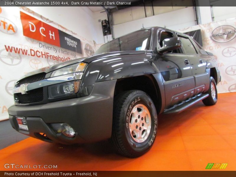 Dark Gray Metallic / Dark Charcoal 2004 Chevrolet Avalanche 1500 4x4