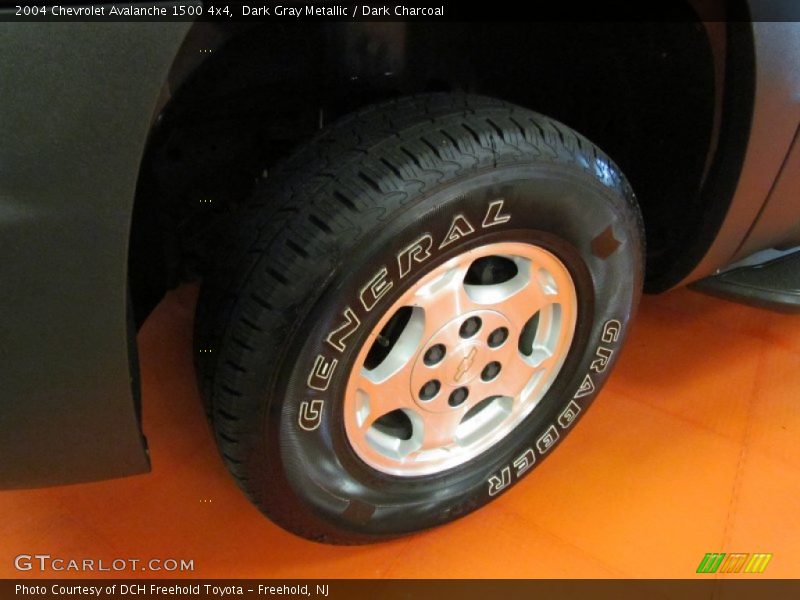 Dark Gray Metallic / Dark Charcoal 2004 Chevrolet Avalanche 1500 4x4