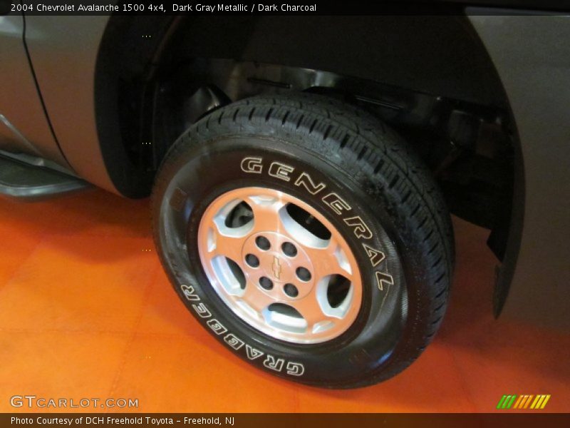 Dark Gray Metallic / Dark Charcoal 2004 Chevrolet Avalanche 1500 4x4