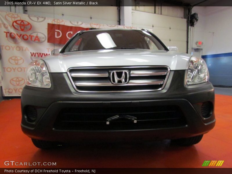 Satin Silver Metallic / Black 2005 Honda CR-V EX 4WD